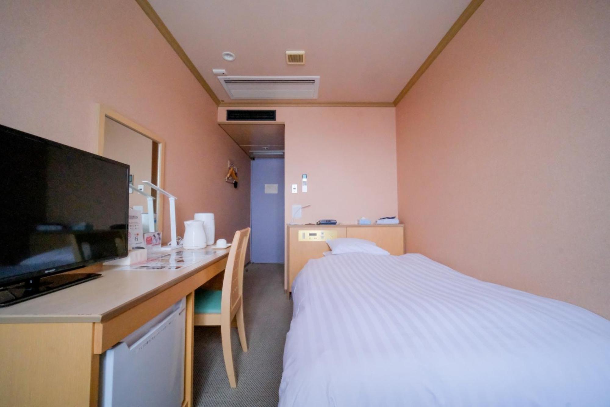 Yuzawa Royal Hotel Екстер'єр фото