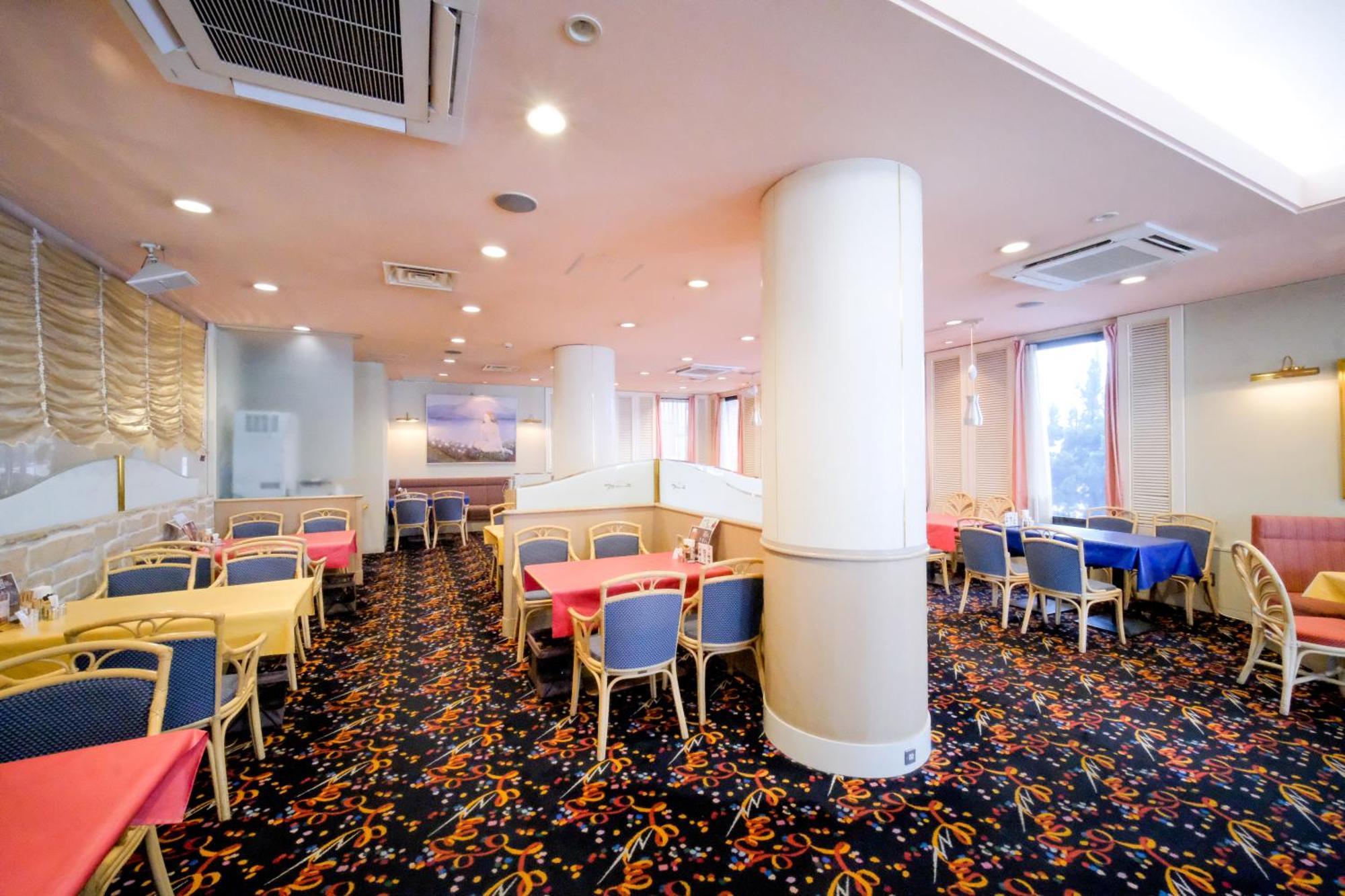 Yuzawa Royal Hotel Екстер'єр фото